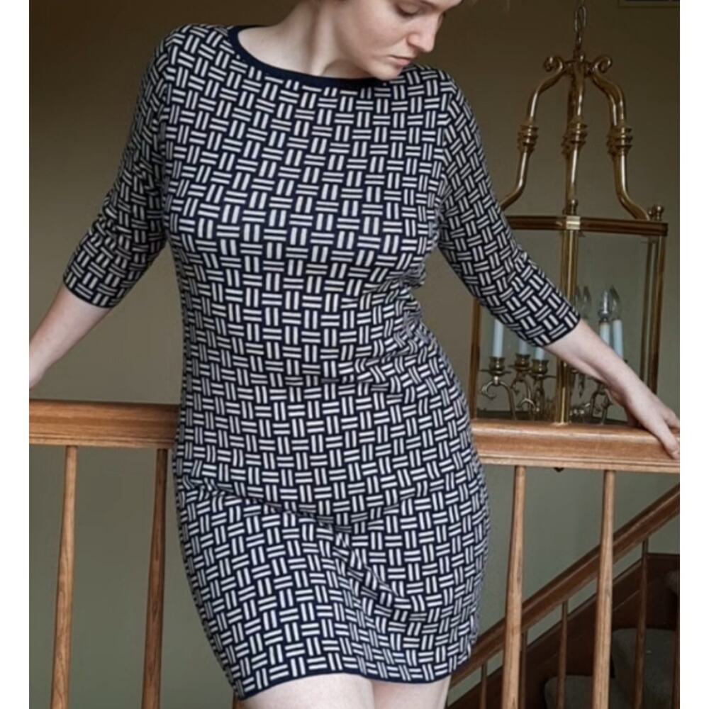 Boden Sweater Dress Geometric Pattern 3/4 Sleeve Boatneck Navy Tan 10 Classic